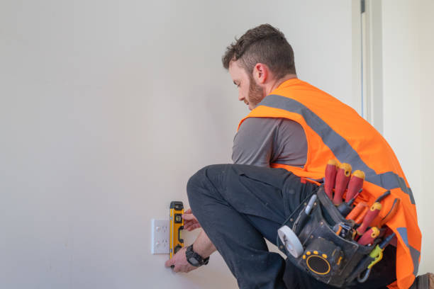 Best Affordable Emergency Electrician  in Ellsworth, WI
